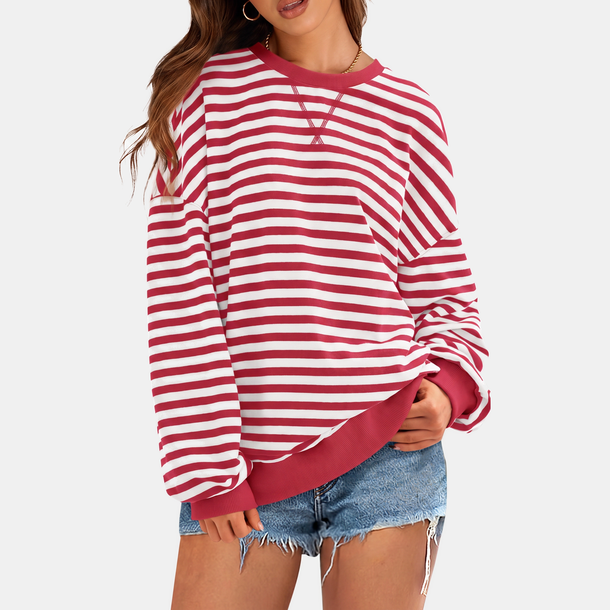 Women's Oversized Crewneck Striped Sweatshirt with Contrast Trim