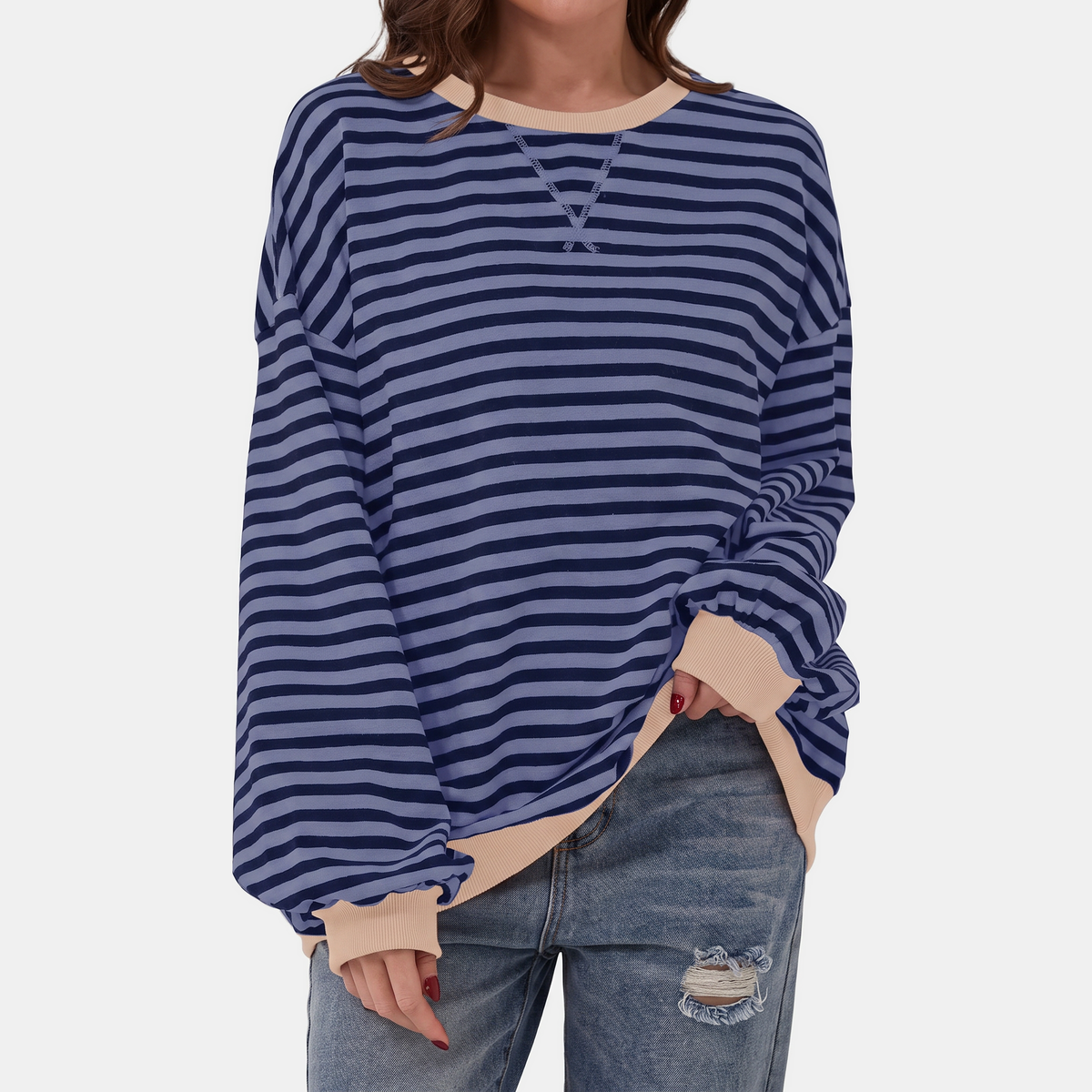 Women's Oversized Crewneck Striped Sweatshirt with Contrast Trim